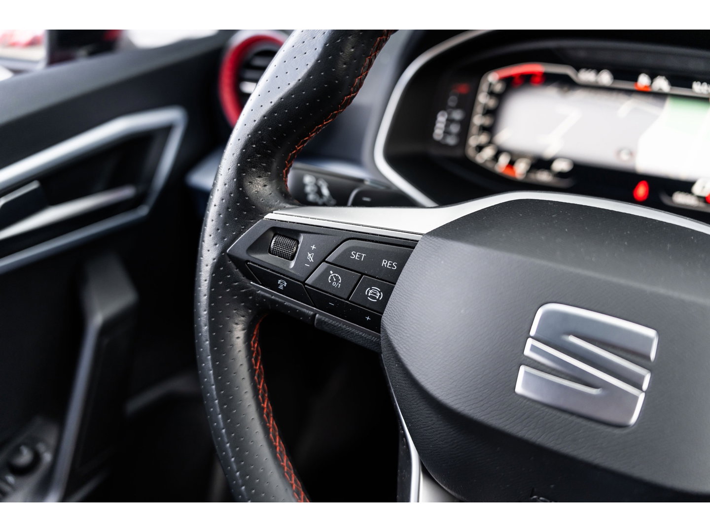 SEAT Ibiza 1.5 TSI FR BLACK EDITION PANO VIRTUAL CAMERA