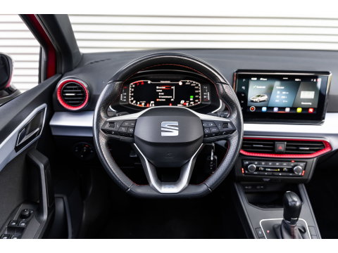 SEAT Ibiza 1.5 TSI FR BLACK EDITION PANO VIRTUAL CAMERA
