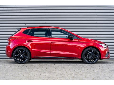 SEAT Ibiza 1.5 TSI FR BLACK EDITION PANO VIRTUAL CAMERA