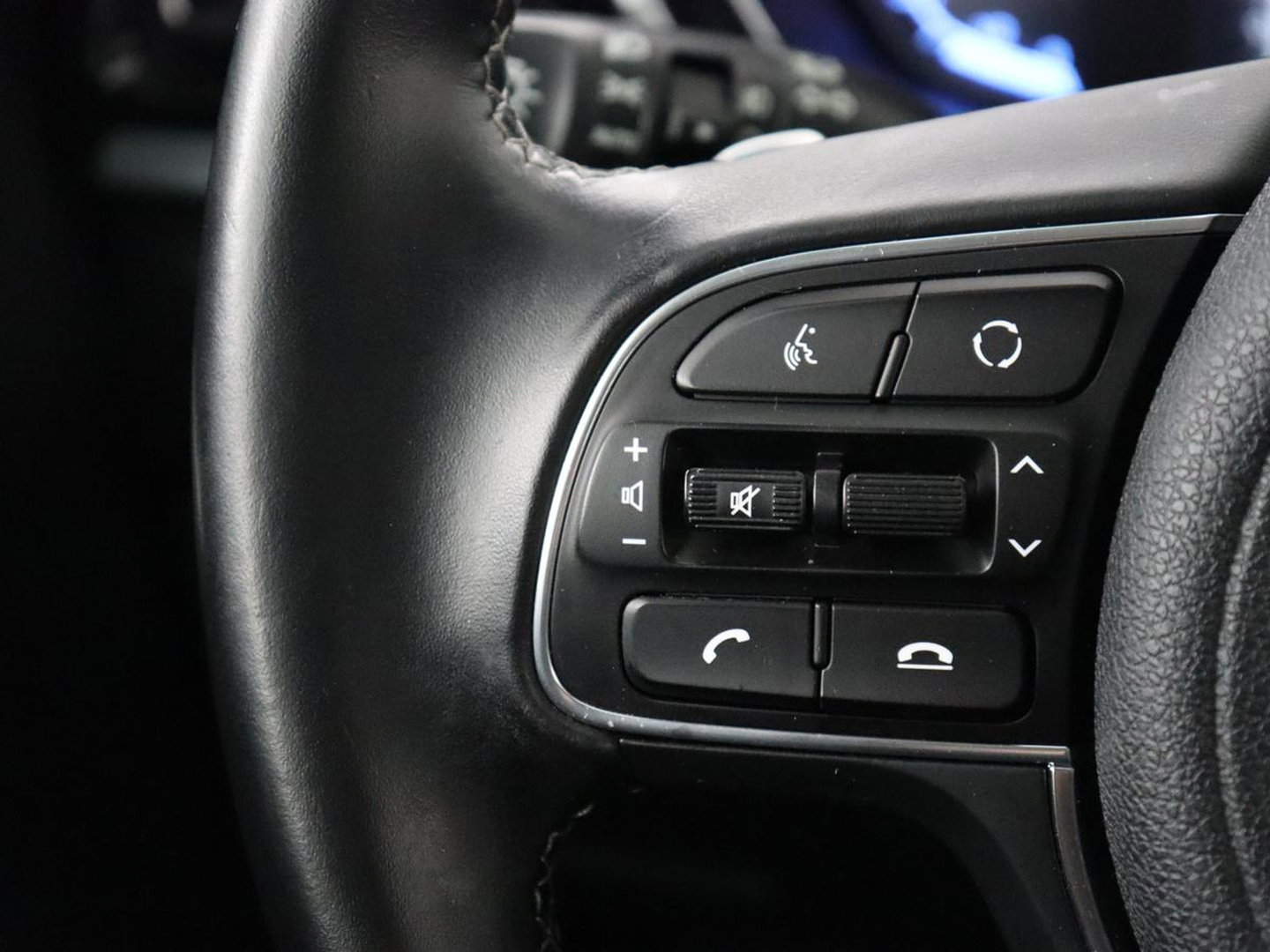 Kia Niro 1.6 GDi Hybrid DynamicLine | Trekhaak | Adaptive cruise | Half leder | Carplay | Camera | Navigatie | Parkeerhulp | Climate control | Lichtmetalen velgen