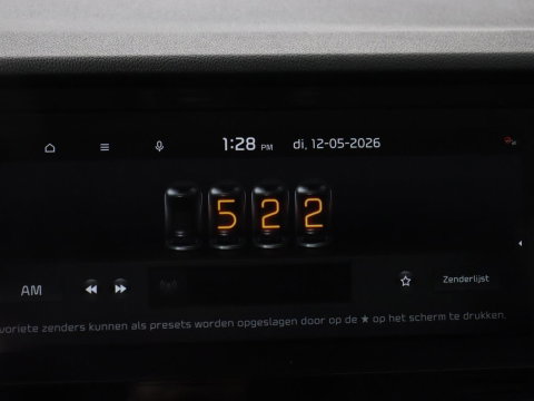 Kia Niro 1.6 GDi Hybrid DynamicLine | Trekhaak | Adaptive cruise | Half leder | Carplay | Camera | Navigatie | Parkeerhulp | Climate control | Lichtmetalen velgen