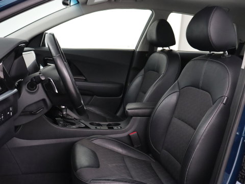 Kia Niro 1.6 GDi Hybrid DynamicLine | Trekhaak | Adaptive cruise | Half leder | Carplay | Camera | Navigatie | Parkeerhulp | Climate control | Lichtmetalen velgen