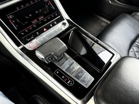 Audi SQ8 4.0 TDI SQ8 quattro | UNIEK | GRIJS KENTEKEN | BOMVOL! | PANO | DIGI COCKPIT | ADAPTIVE | LED
