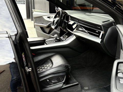Audi SQ8 4.0 TDI SQ8 quattro | UNIEK | GRIJS KENTEKEN | BOMVOL! | PANO | DIGI COCKPIT | ADAPTIVE | LED