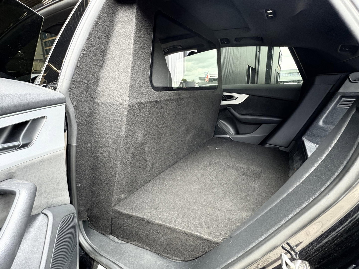 Audi SQ8 4.0 TDI SQ8 quattro | UNIEK | GRIJS KENTEKEN | BOMVOL! | PANO | DIGI COCKPIT | ADAPTIVE | LED