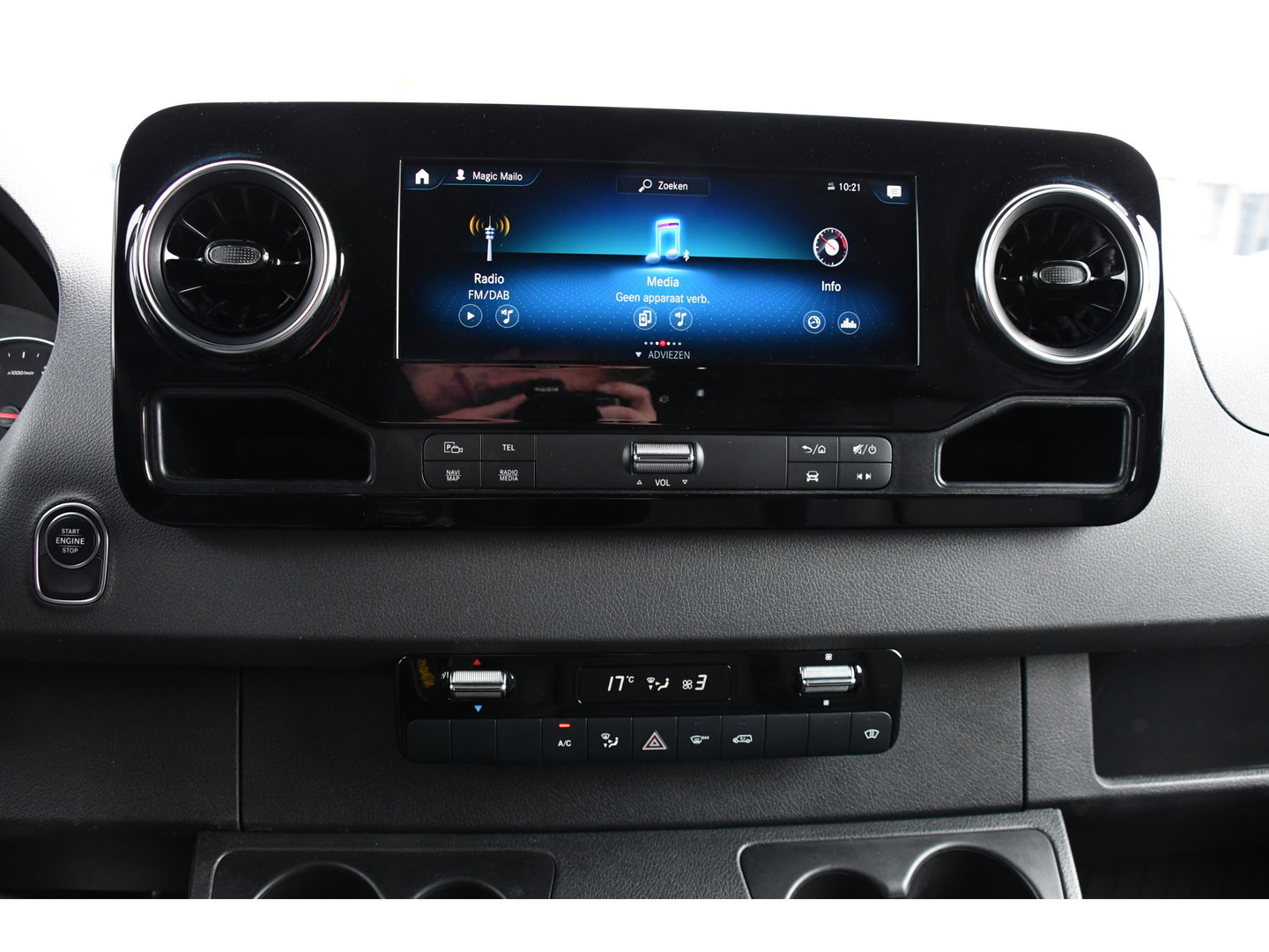 Mercedes-Benz Sprinter 319 3.0 CDI L2H1 AMG Edition Adaptieve Cruise, Camera, LED, Leder, 10,5" Mbux, NAVI, Carplay, Stoelverwarming, BOM VOL!