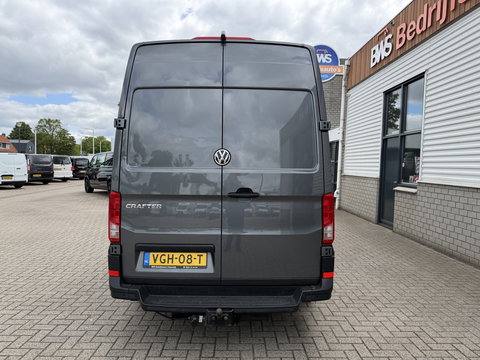 Volkswagen Crafter 35 2.0 TDI 177pk L3H3 ( L2H2 ) DC 6 persoons Comfortline / euro 6 / bpm vrij / vaste prijs rijklaar € 31.950 ex btw / lease vanaf € 521 / airco / cruise / grijs metallic !