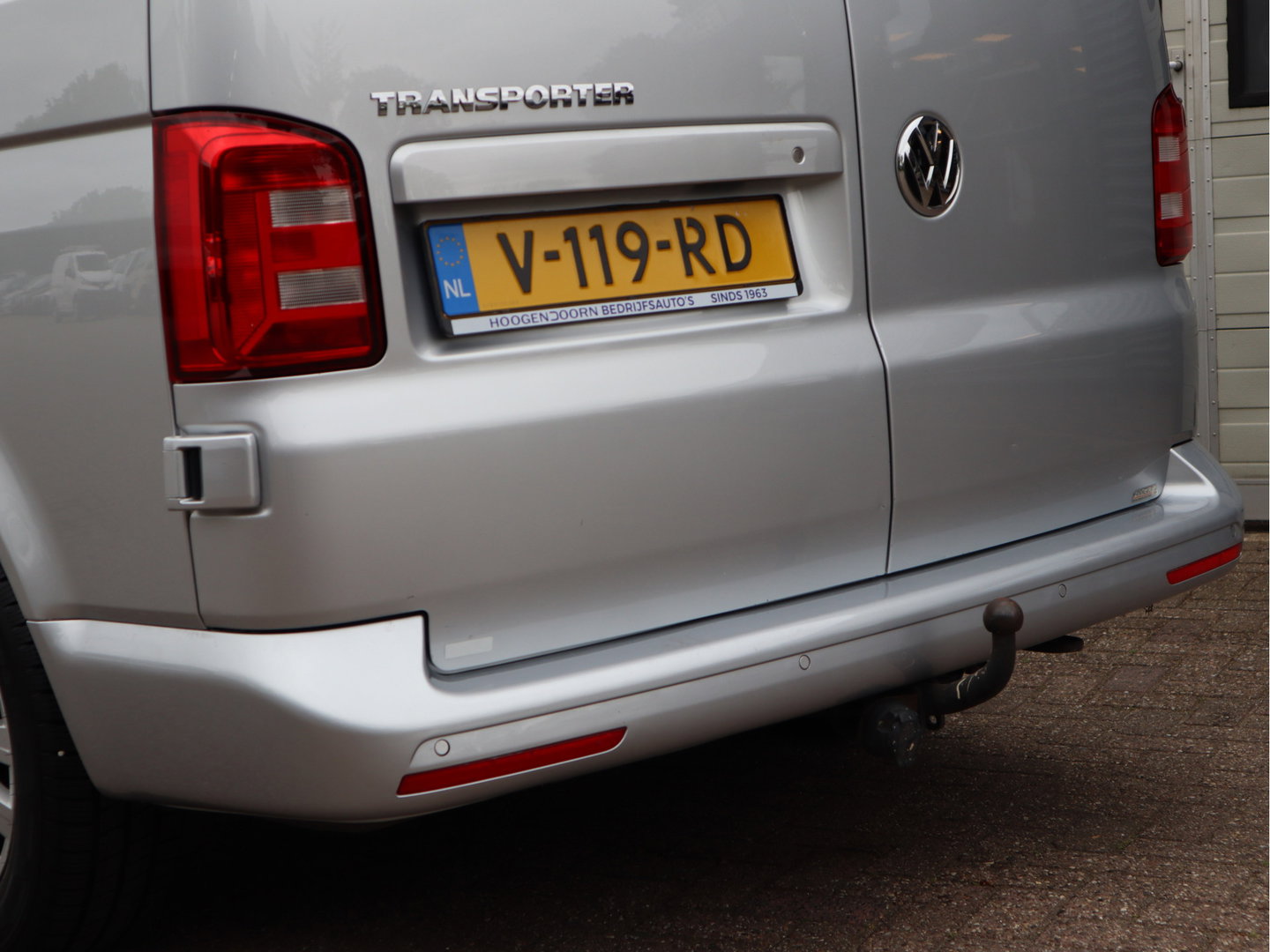 Volkswagen Transporter 2.0 TDI 150pk Automaat Euro 6 - Airco - Imperiaal - Trekhaak