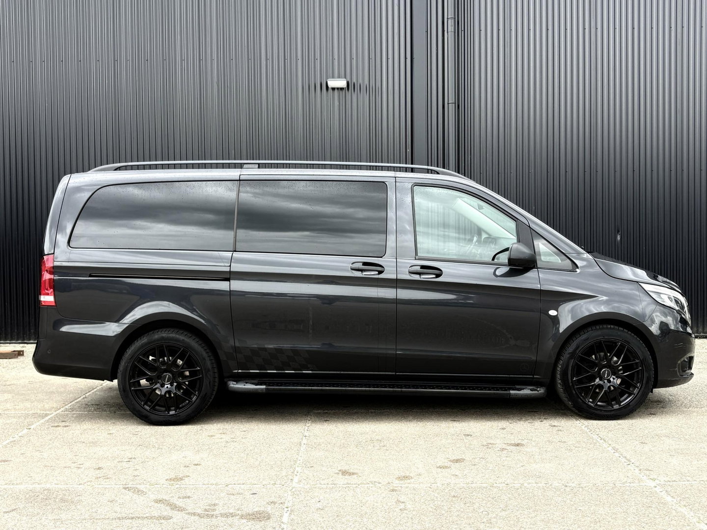 Mercedes-Benz Vito 114 CDI DC | GETUNED 190PK J2D | LEDER | LED | RWD