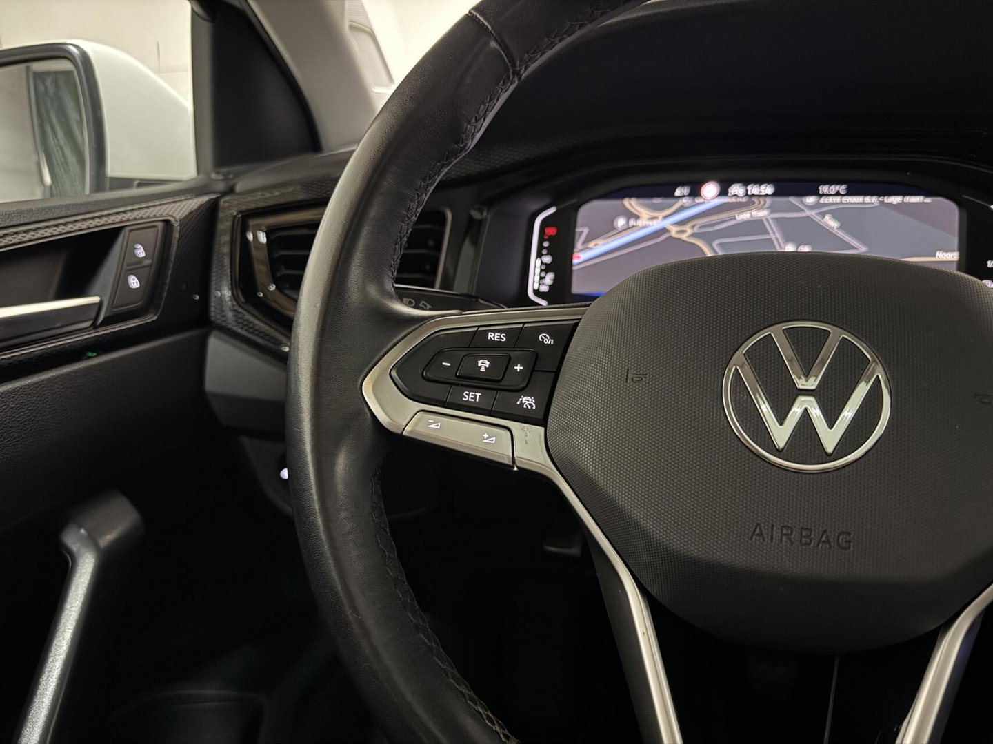 Volkswagen Polo 1.0 TSI Design Pano Virtual Carplay ACC NAP