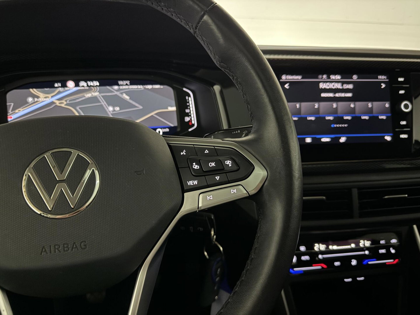 Volkswagen Polo 1.0 TSI Design Pano Virtual Carplay ACC NAP
