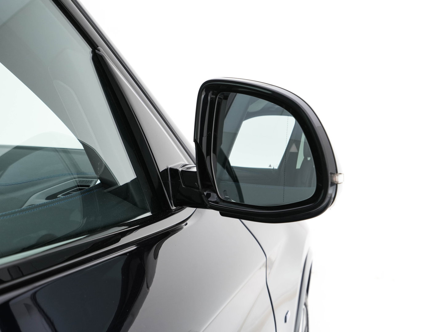 BMW iX3 High Executive 80 kWh Facelift [ 3-Fase-11kW) ] {SOH-100%} (INCL-BTW) Aut. *PANO | LEATHER | ADAPTIVE-CRUISE | FULL-LED | HARMAN/KARDON | TOPVIEW | MEMORY-PACK | BLINDSPOT | DIGI-COCKPIT | HEATED-COMFORTSEATS | DAB+ | NAVI-FULLMAP | HEAD-UP | 20''ALU