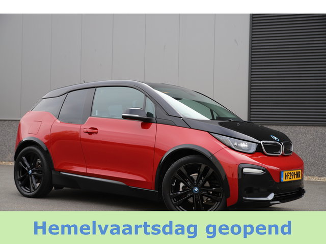 BMW i3 - S 184pk Executive 120Ah 42 kWh*Melbourne Red*Adaptive/W-pomp/Camera/3-fase/20"