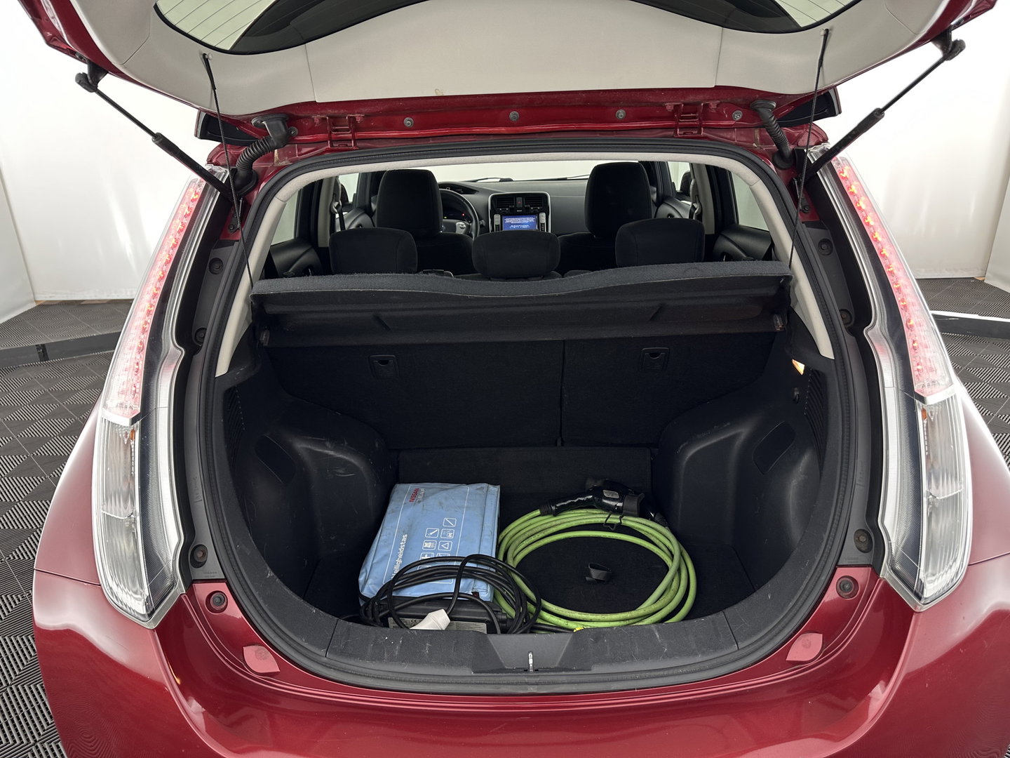 Nissan Leaf Acenta 24 kWh *NAVI-FULLMAP | MICROFIBRE | DAB | CAMERA | DIGI-COCKPIT | KEYLESS | CRUISE | DIGI-COCKPIT | HEATED-COMFORTSEATS | PRIVACYGLASS | 16"ALU*