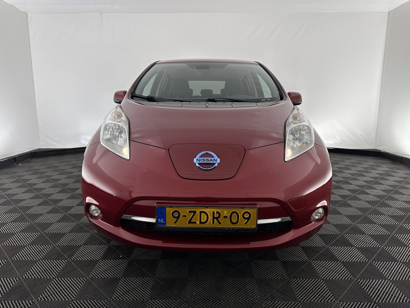 Nissan Leaf Acenta 24 kWh *NAVI-FULLMAP | MICROFIBRE | DAB | CAMERA | DIGI-COCKPIT | KEYLESS | CRUISE | DIGI-COCKPIT | HEATED-COMFORTSEATS | PRIVACYGLASS | 16"ALU*