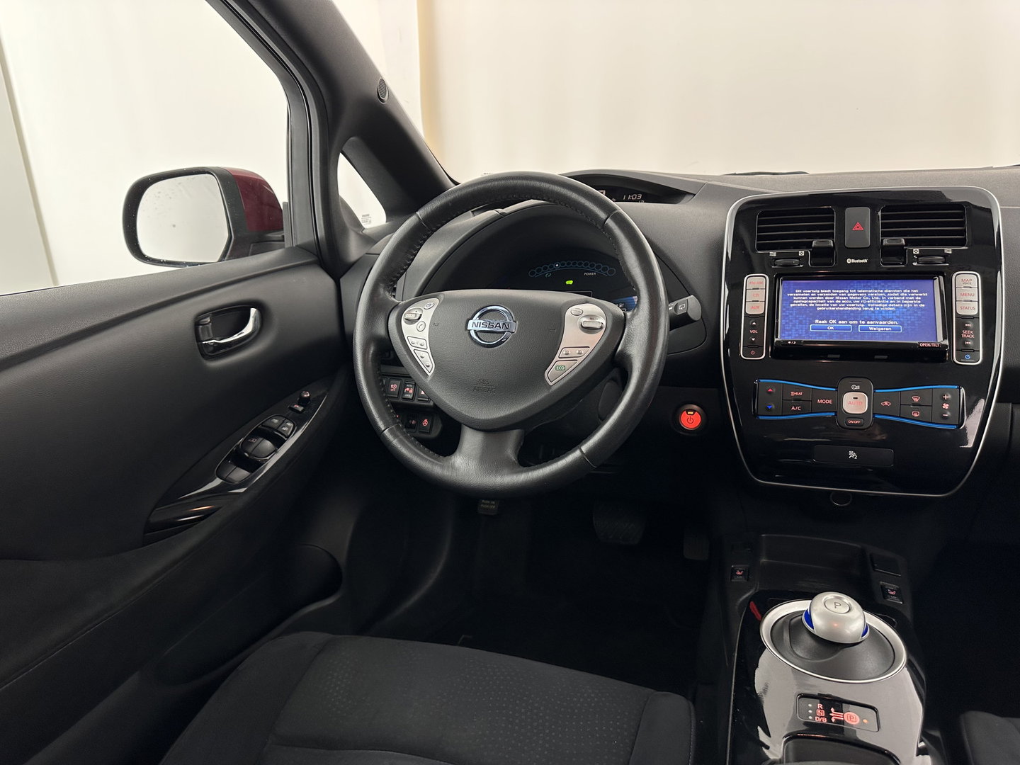 Nissan Leaf Acenta 24 kWh *NAVI-FULLMAP | MICROFIBRE | DAB | CAMERA | DIGI-COCKPIT | KEYLESS | CRUISE | DIGI-COCKPIT | HEATED-COMFORTSEATS | PRIVACYGLASS | 16"ALU*