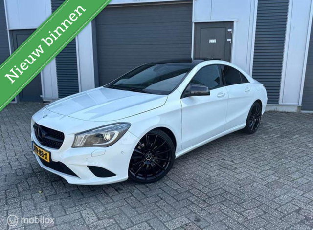 Mercedes-Benz CLA - 180 AMG | Pano | Xenon