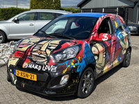 Kia Picanto - 1.0 VVTI beschilderd door Selwyn Senatori