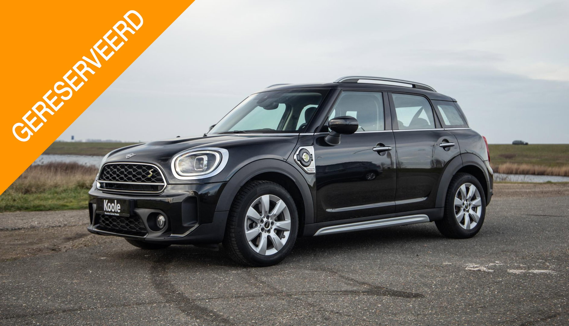 MINI Countryman 1.5 Cooper S E ALL4 Essential CAMERA / NAVI / CARPLAY / AIRCO / ZWART / STOELVERWARMING