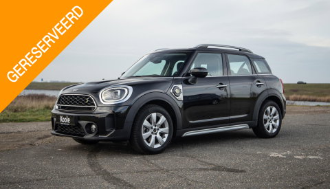 MINI Countryman 1.5 Cooper S E ALL4 Essential CAMERA / NAVI / CARPLAY / AIRCO / ZWART / STOELVERWARMING
