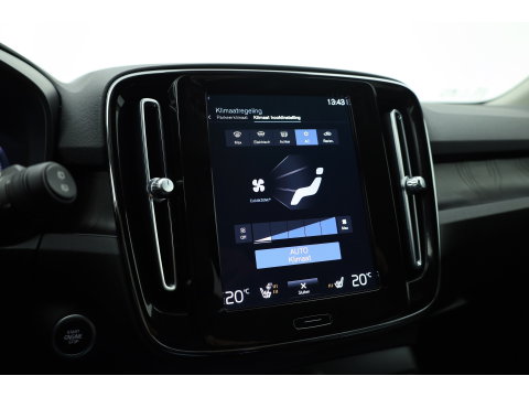 Volvo XC40 1.5 T4 Plug-in hybrid Plus Bright | SOH 97.4% |parelmoer wit | Keyless | Camera | Apple CarPlay | Harman Kardon | Stoel-Stuurverw. | Memory R