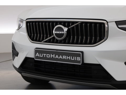 Volvo XC40 1.5 T4 Plug-in hybrid Plus Bright | SOH 97.4% |parelmoer wit | Keyless | Camera | Apple CarPlay | Harman Kardon | Stoel-Stuurverw. | Memory R