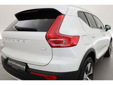 Volvo XC40 1.5 T4 Plug-in hybrid Plus Bright | SOH 97.4% |parelmoer wit | Keyless | Camera | Apple CarPlay | Harman Kardon | Stoel-Stuurverw. | Memory R