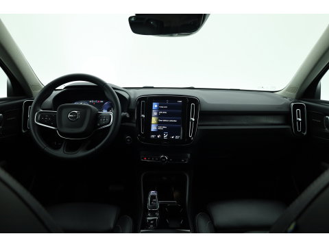 Volvo XC40 1.5 T4 Plug-in hybrid Plus Bright | SOH 97.4% |parelmoer wit | Keyless | Camera | Apple CarPlay | Harman Kardon | Stoel-Stuurverw. | Memory R
