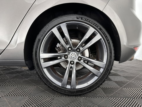 Volkswagen Golf 1.6 TDI Trendline BlueMotion (INCL-BTW) *NAVI-FULLMAP | AIRCO | CRUISE | COMFORT-SEATS | PRIVACY-GLASS | 18''ALU*