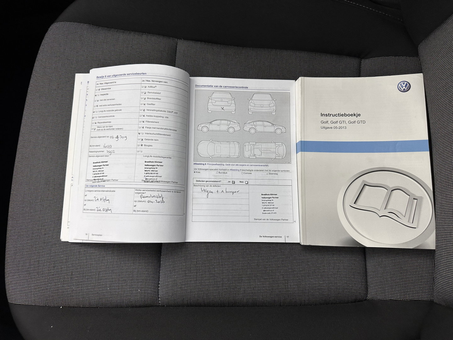 Volkswagen Golf 1.6 TDI Trendline BlueMotion (INCL-BTW) *NAVI-FULLMAP | AIRCO | CRUISE | COMFORT-SEATS | PRIVACY-GLASS | 18''ALU*