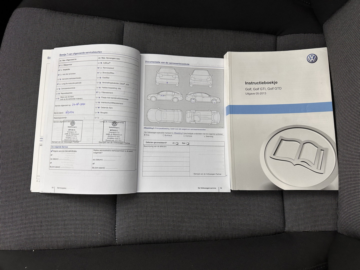 Volkswagen Golf 1.6 TDI Trendline BlueMotion (INCL-BTW) *NAVI-FULLMAP | AIRCO | CRUISE | COMFORT-SEATS | PRIVACY-GLASS | 18''ALU*