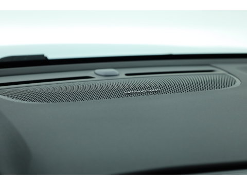 Volvo EX40 Twin Motor Ultra 82 kWh | 536 km WLTP |  Pano-dak | H&K Audio | 360 camera | Elek. Stoelen |
