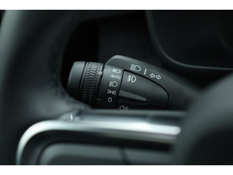 Volvo EX40 Twin Motor Ultra 82 kWh | 536 km WLTP |  Pano-dak | H&K Audio | 360 camera | Elek. Stoelen |