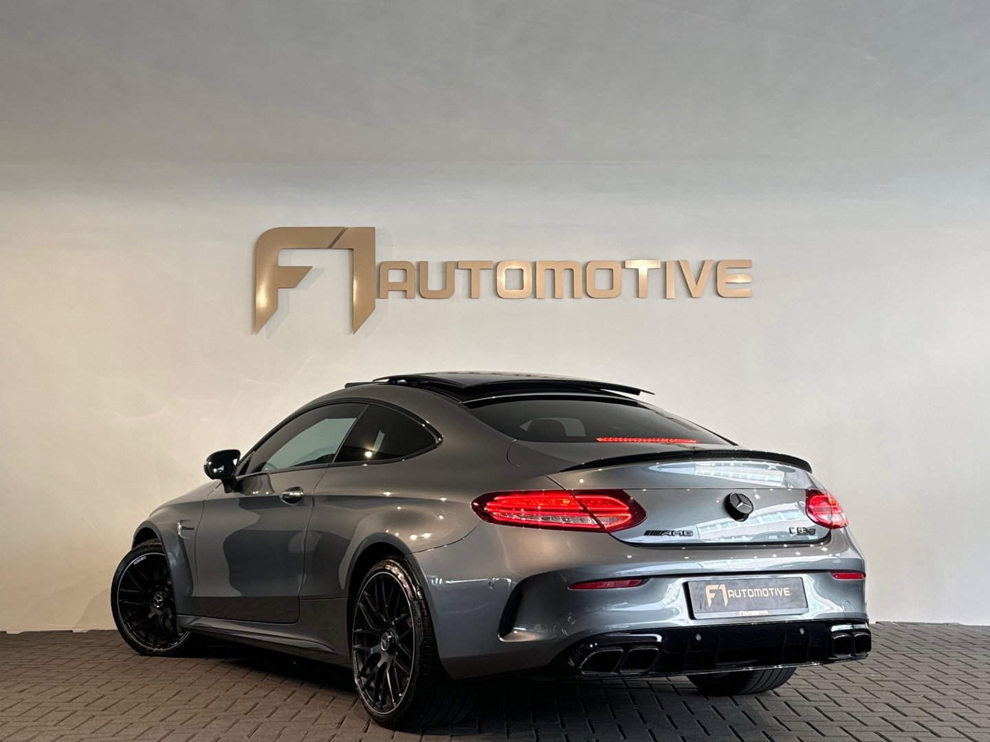 Mercedes-Benz C-Klasse Coupé AMG 63 S Premium+ Pano|Kuip|Burmester