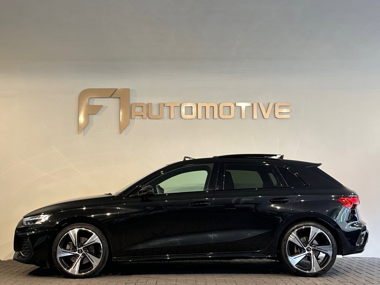 Audi A3 SPORTBACK 35 TFSI S Line Pano|RS Seat|Sfeer|Matrix