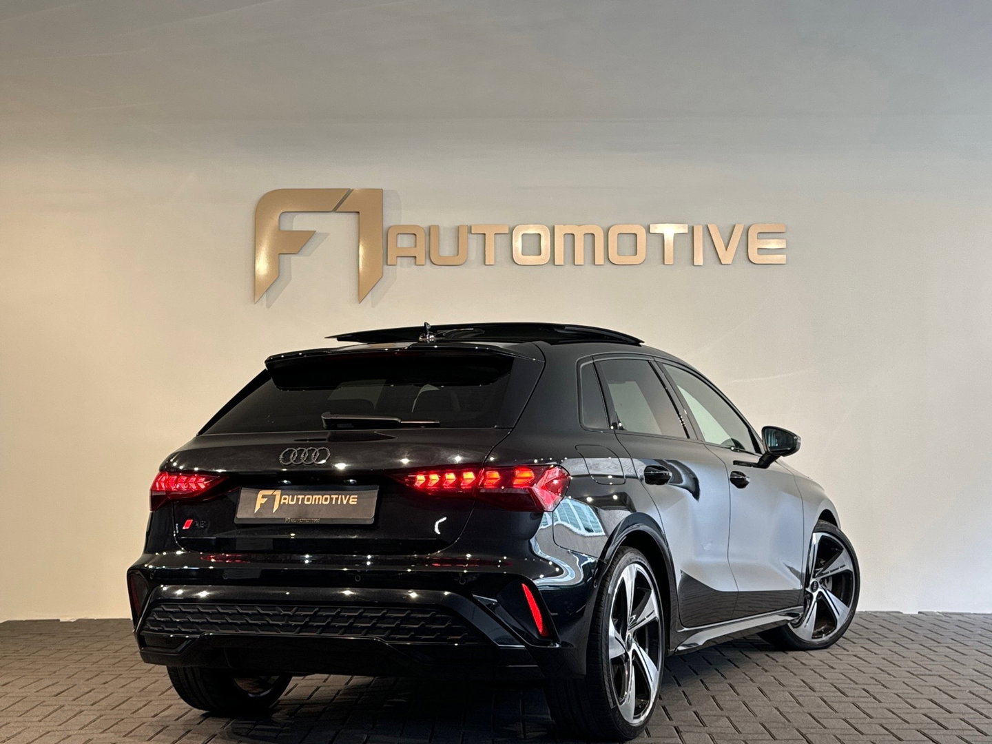 Audi A3 SPORTBACK 35 TFSI S Line Pano|RS Seat|Sfeer|Matrix