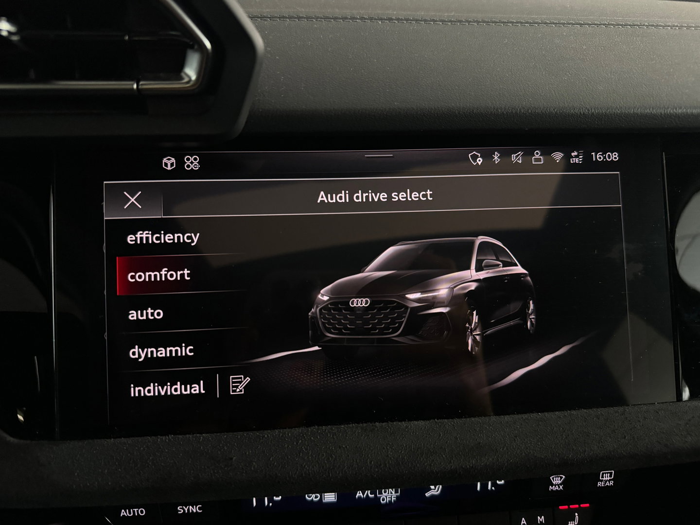 Audi A3 SPORTBACK 35 TFSI S Line Pano|RS Seat|Sfeer|Matrix