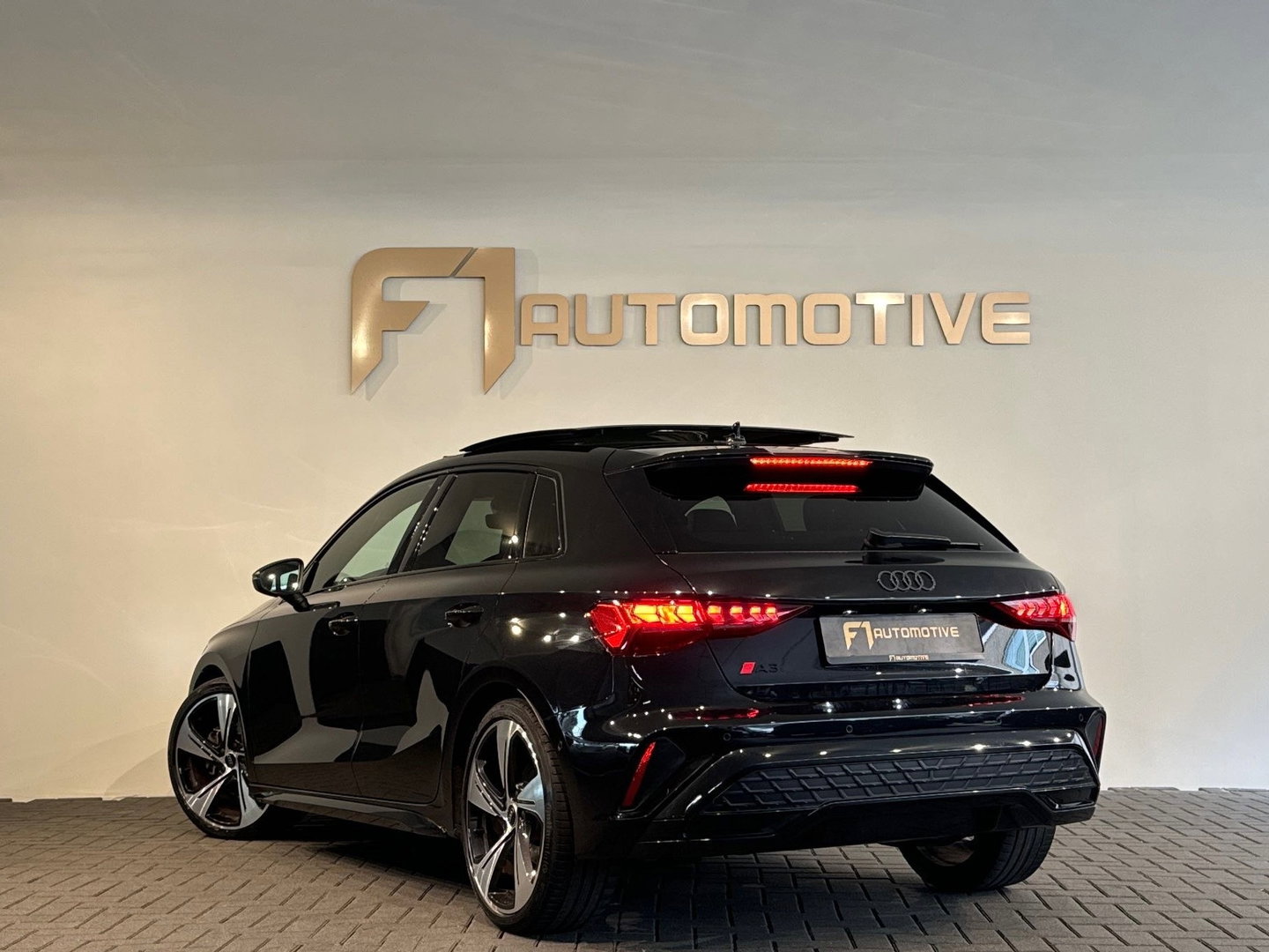 Audi A3 SPORTBACK 35 TFSI S Line Pano|RS Seat|Sfeer|Matrix