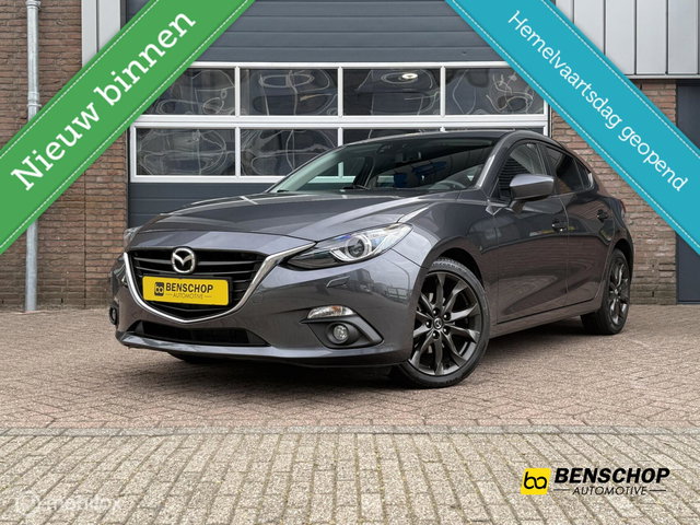 Mazda 3 - 2.0 GT-M Line Alcantara Navi Camera PDC 18 inch Stoelverwarming