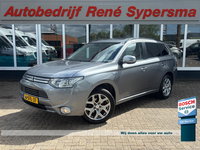 Mitsubishi Outlander - 2.0 PHEV instyle | Trekhaak | Schuifkanteldak | Stoelverwarming | Navi