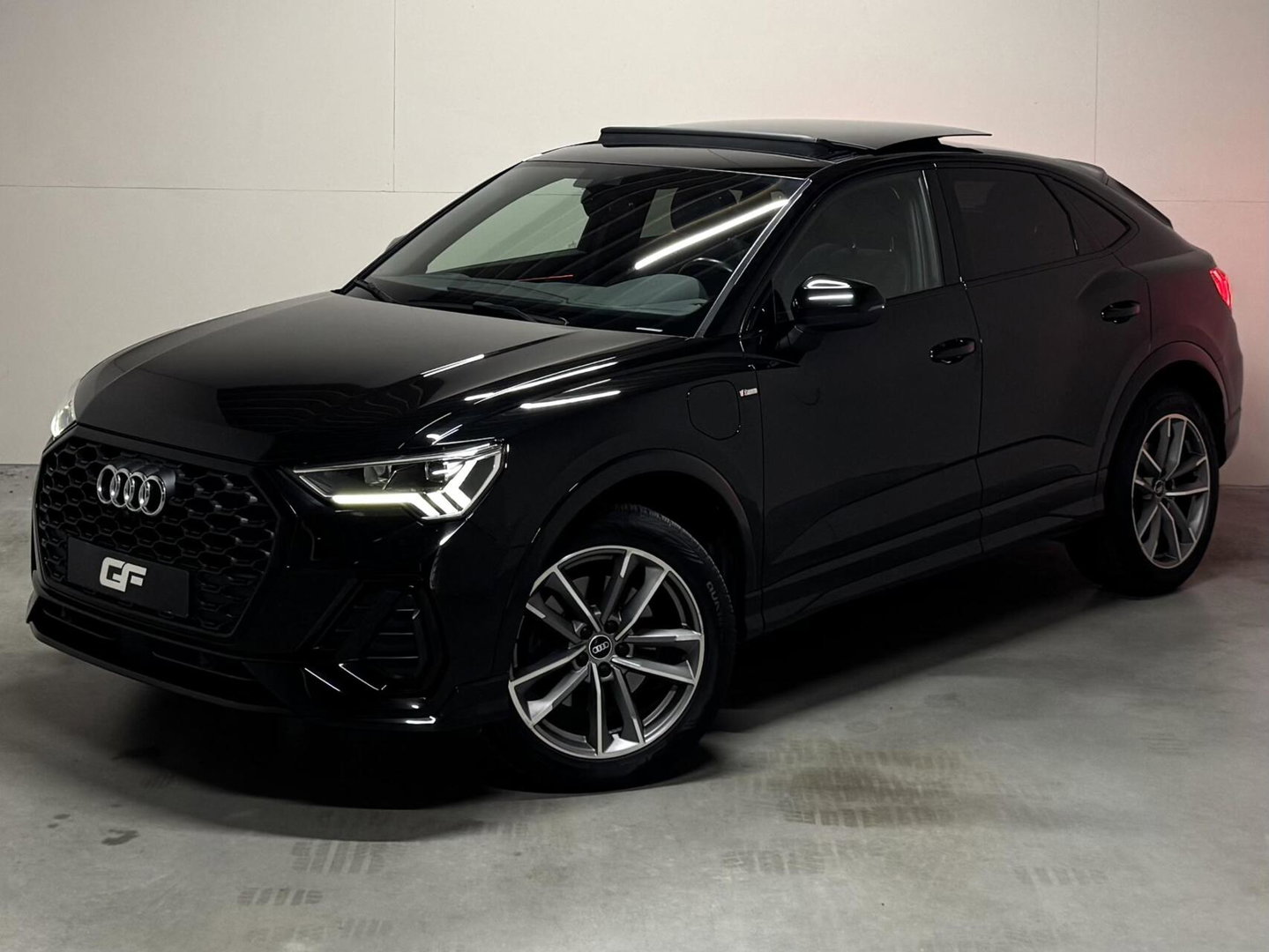 Audi Q3 Sportback 45 TFSIe S-Line Pano Leer Sfeer 360° CarPlay