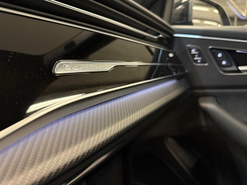 Audi Q8 60 TFSI e quattro S Line Competition Pano|RS Seat|HU