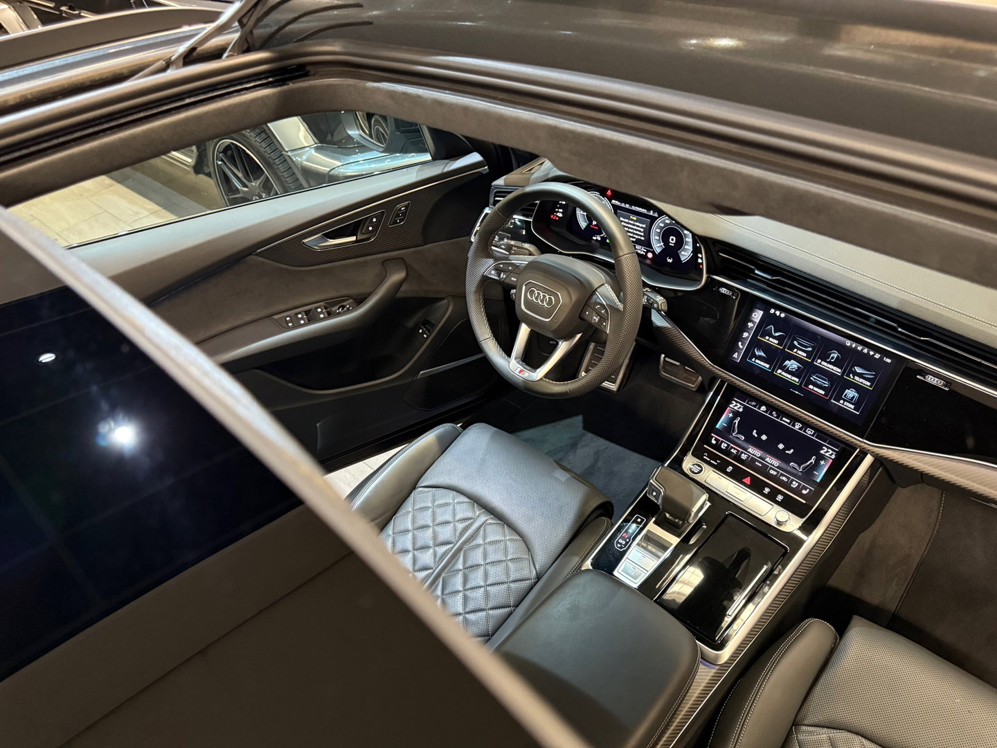Audi Q8 60 TFSI e quattro S Line Competition Pano|RS Seat|HU