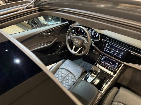 Audi Q8 60 TFSI e quattro S Line Competition Pano|RS Seat|HU