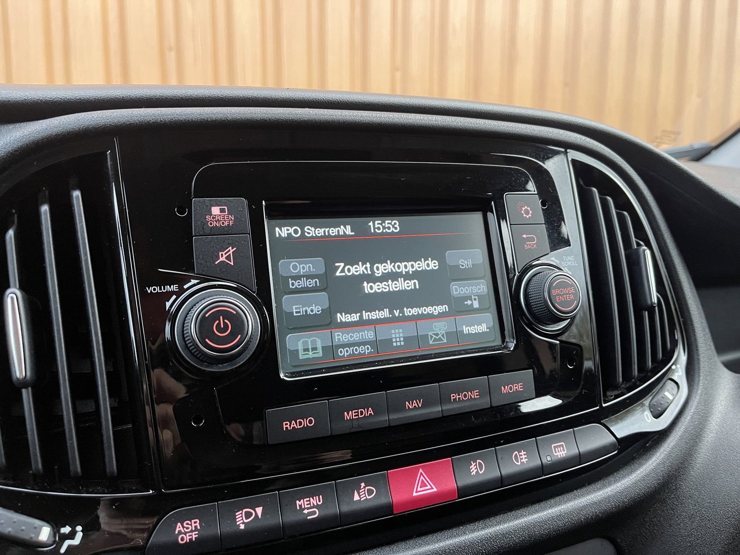 Fiat Doblò 1.3 MJ L1 | Marge! | Trekhaak | Navigatie | Airconditioning | Cruise Control | Bluetooth | DAB | Multifunctioneel Stuurwiel | Elektrische Spiegels | Elektrische Ramen |