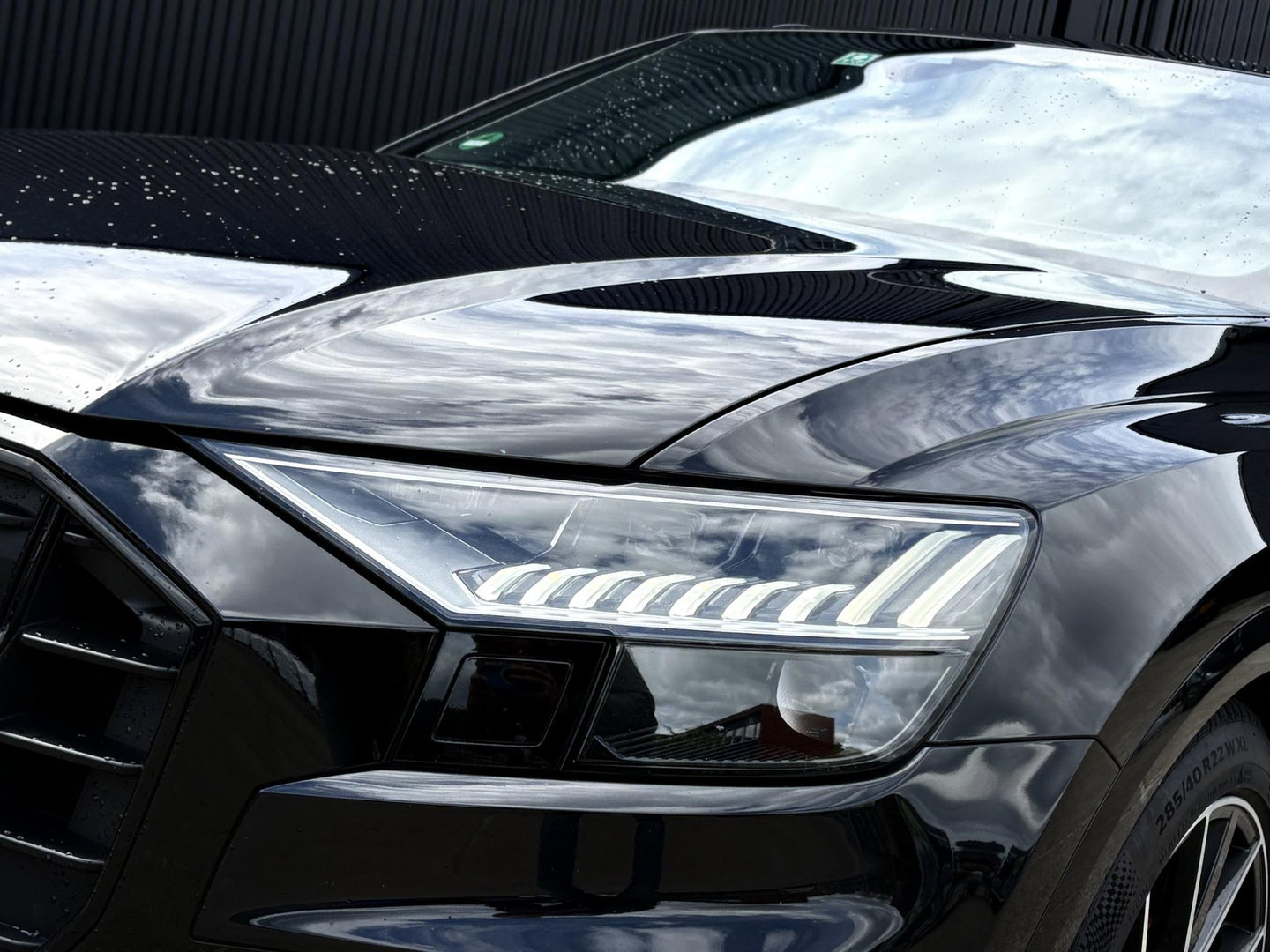 Audi SQ8 4.0 TDI SQ8 quattro | UNIEK | GRIJS KENTEKEN | 3500KG TREKHAAK | BOMVOL! | PANO | DIGI COCKPIT | ADAPTIVE | LED