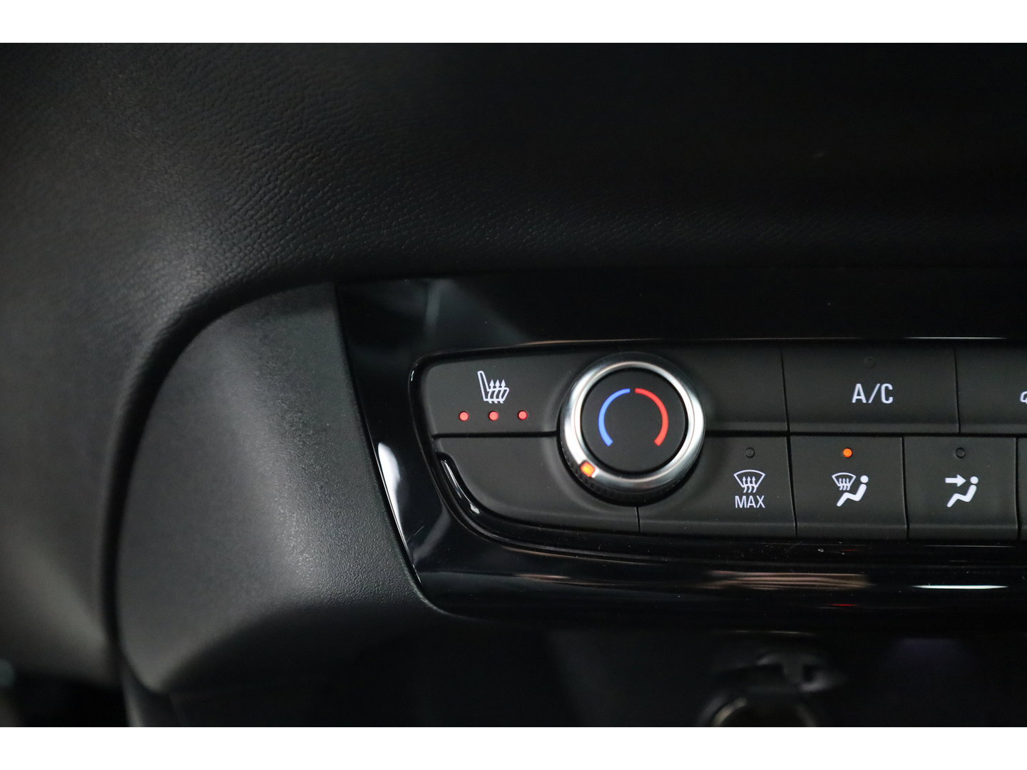 Opel Corsa 1.2 Turbo Hybrid GS 110pk! | Digi. Dashboard | Apple CarPlay | Stoel- Stuurverw. | Camera | Cruise Ctrl. | LED