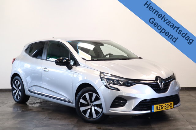 Renault Clio - 1.6 E-Tech Hybrid 145 Evolution Navigatie Full-led PDC * Hemelvaartsdag geopend van 12:00 tot 17:00u *