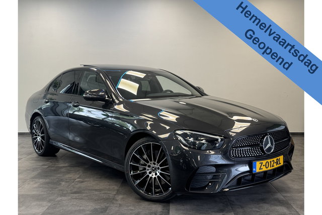 Mercedes-Benz E-Klasse - 300 e AMG Line PDC ACC Schuifkanteldak 360 Camera 20 inch * Hemelvaartsdag geopend van 12:00 tot 17:00u *
