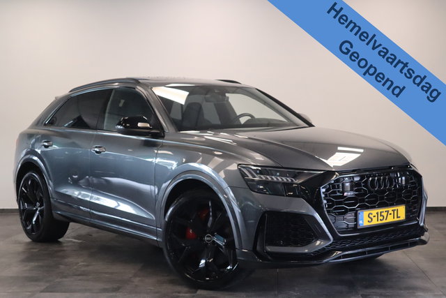 Audi Q8 - 4.0 TFSI RS Q8 quattro Panoramadak 23''Velgen Head-Up B&O Audio * Hemelvaartsdag geopend van 12:00 tot 17:00u *